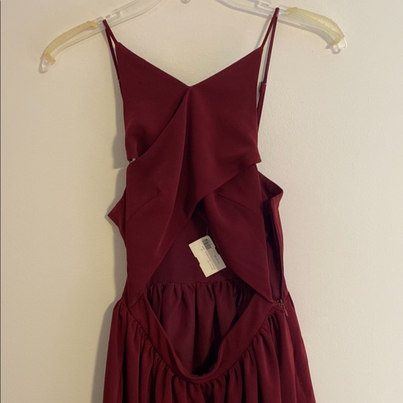 Wine Cutout Dress - Picture 2 of 4